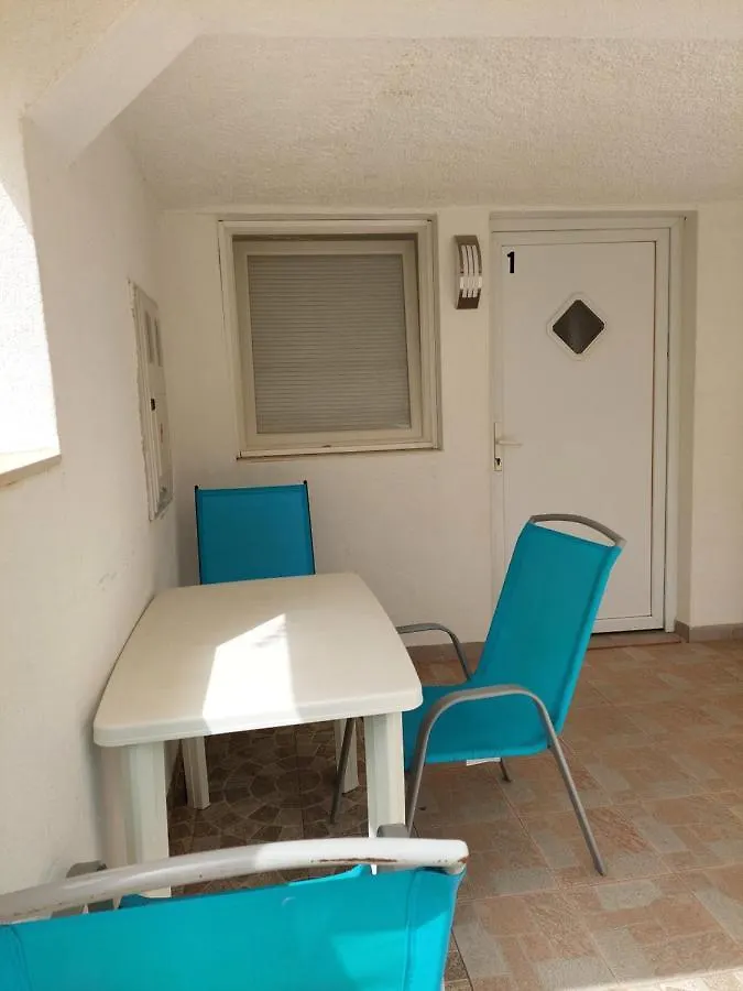 Sofija Apartmani Vir 0*,  Croatia