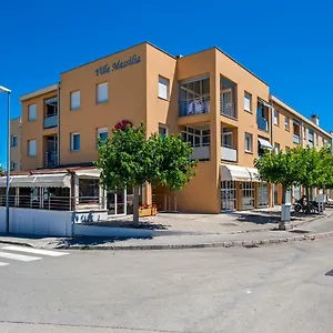 rezervirajte ovdje